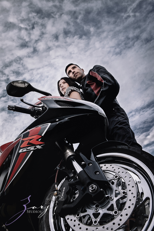Hot Bodies: Luba + Vlad = Engagement Session | Zorz Studios