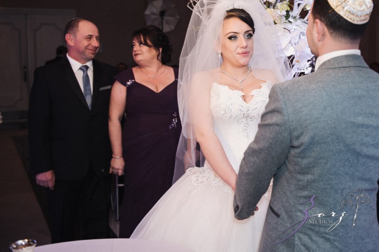 AA Batteries Included: Anna + Alex = Supercharged Wedding | Zorz Studios