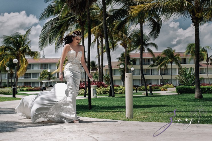MerMarried: Destination Wedding in Mexico | Zorz Studios