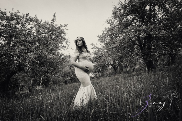 Duplicity: Far Fetched Maternity Session | Zorz Studios