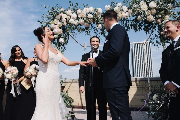 State of Mind: Leah + Joseph = Manhattan Rooftop Wedding | Zorz Studios