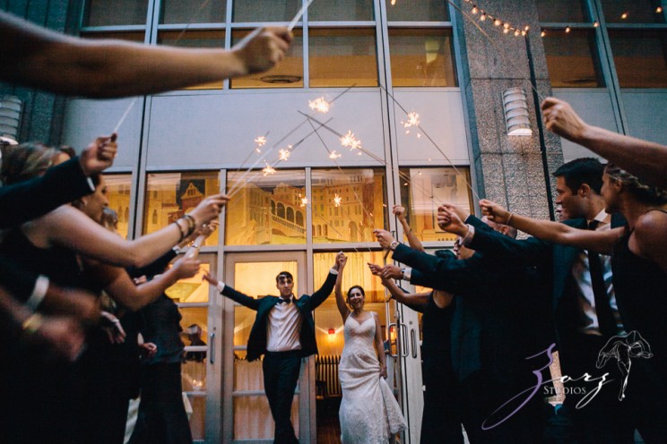 State of Mind: Leah + Joseph = Manhattan Rooftop Wedding | Zorz Studios