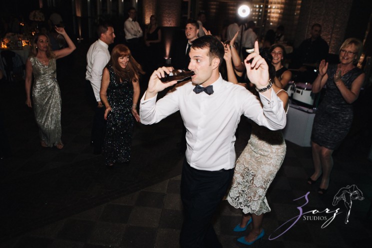 State of Mind: Leah + Joseph = Manhattan Rooftop Wedding | Zorz Studios