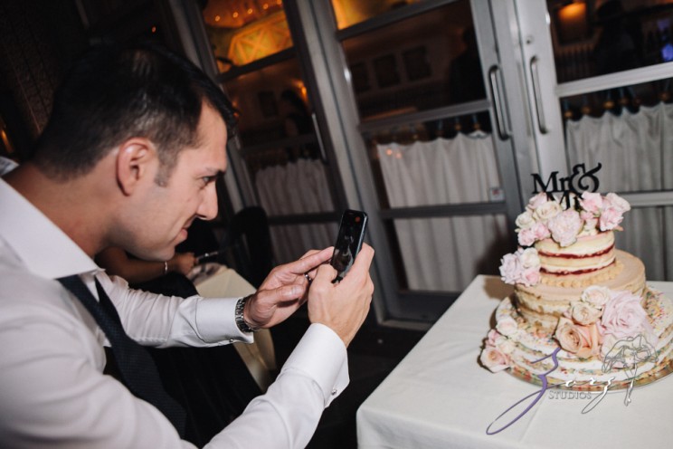 State of Mind: Leah + Joseph = Manhattan Rooftop Wedding | Zorz Studios