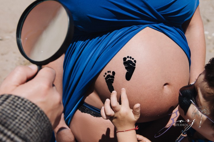 WTH: Wacky Maternity Session | Zorz Studios