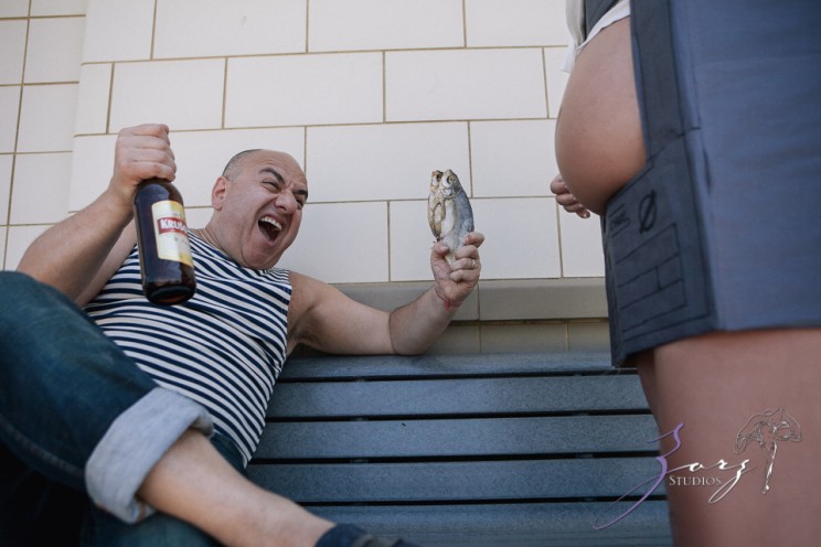 WTH: Wacky Maternity Session | Zorz Studios
