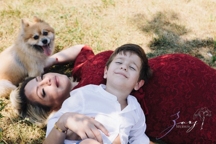 WTH: Wacky Maternity Session | Zorz Studios