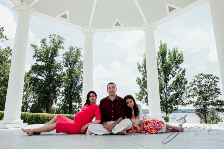 Eagle's Nest: Epic Maternity Session (+Underwater Bonus) | Zorz Studios