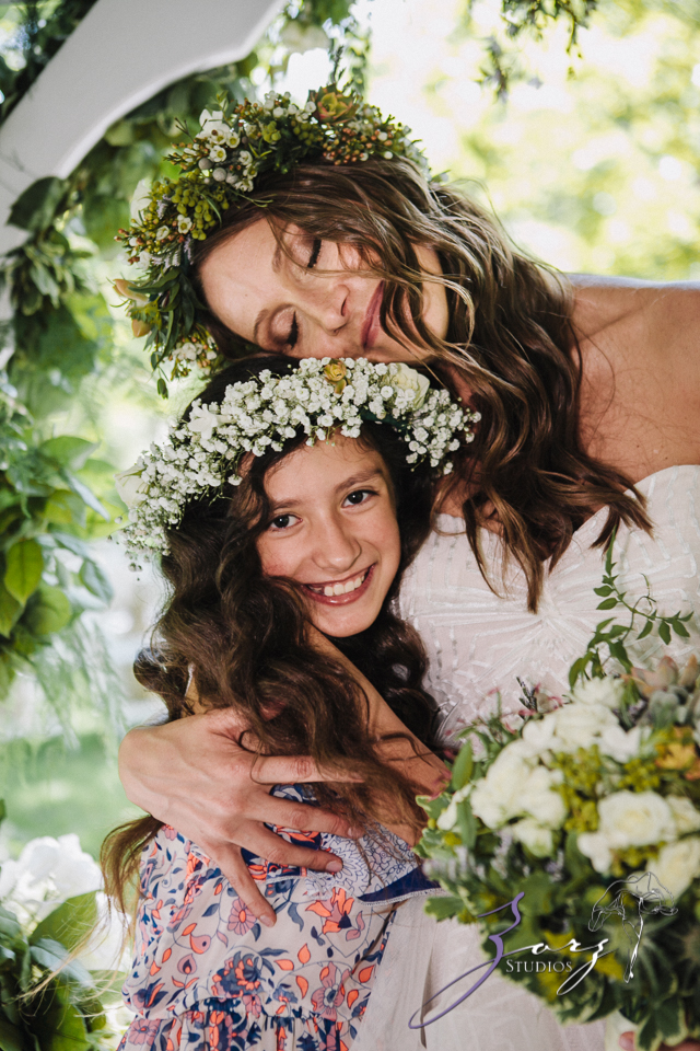 Birth of Venus: Alexandra + Ricardo = Rustic Wedding | Zorz Studios