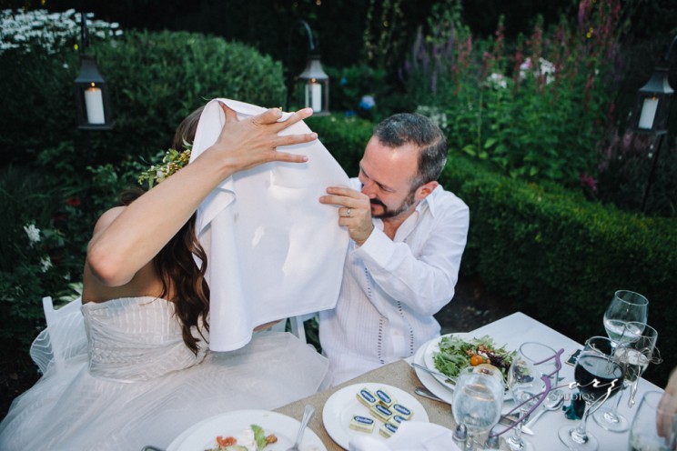 Birth of Venus: Alexandra + Ricardo = Rustic Wedding | Zorz Studios