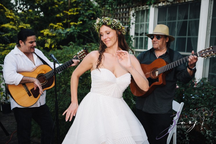 Birth of Venus: Alexandra + Ricardo = Rustic Wedding | Zorz Studios