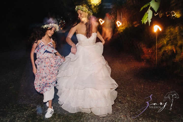 Birth of Venus: Alexandra + Ricardo = Rustic Wedding | Zorz Studios