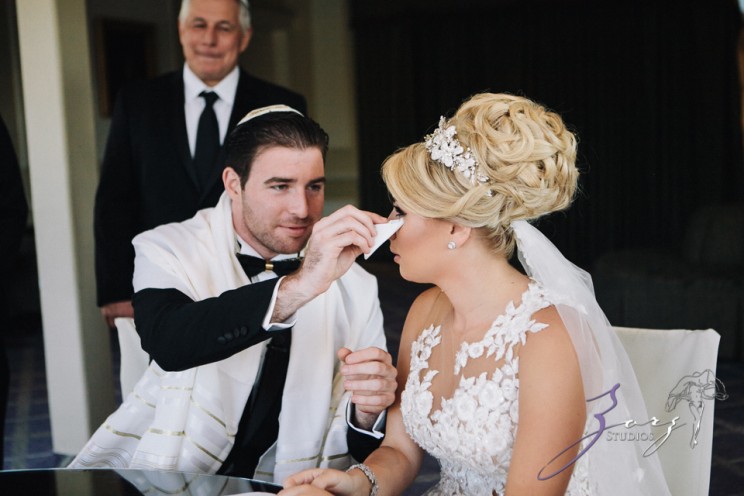 Shall We Dance? Esther + Bernie = Classy Wedding | Zorz Studios