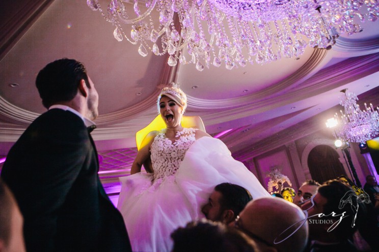 Shall We Dance? Esther + Bernie = Classy Wedding | Zorz Studios