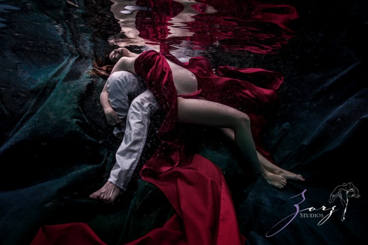 Ad Vitam: Underwater Maternity Session | Zorz Studios