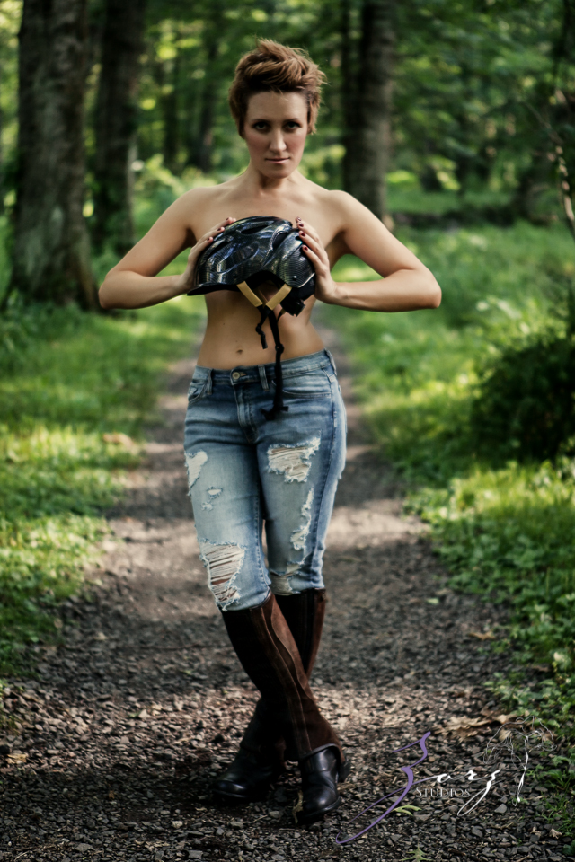 The Other Side of the Lens: When Photographer Shoots Photographer (13)