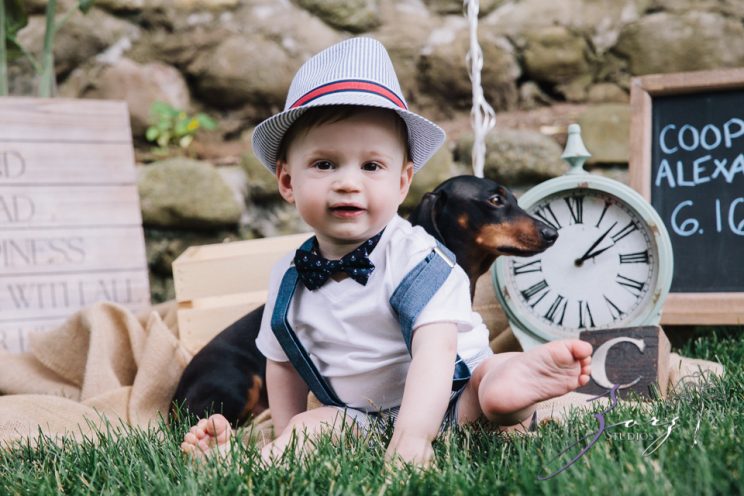 Singobooth: Funny Photoshoot for One-Year-Old by Zorz Studios (27)