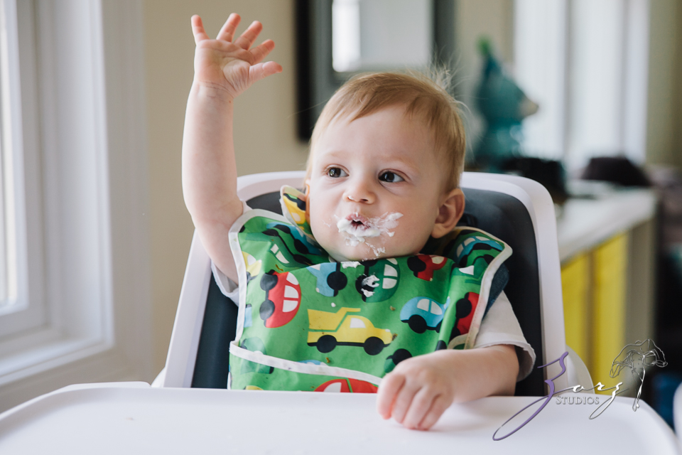 Singobooth: Funny Photoshoot for One-Year-Old by Zorz Studios (19)