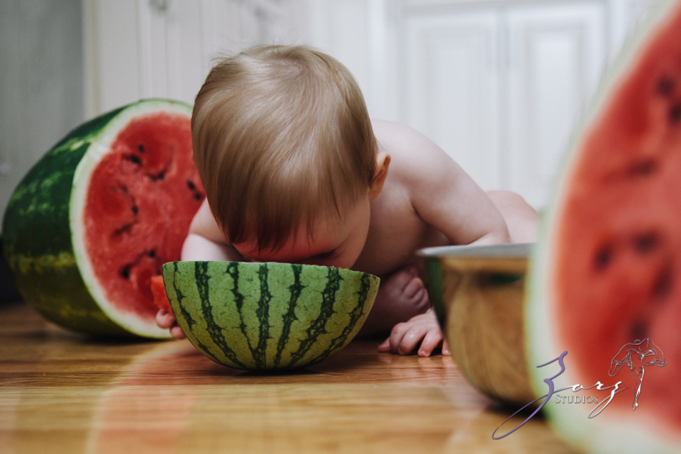 Singobooth: Funny Photoshoot for One-Year-Old by Zorz Studios (8)