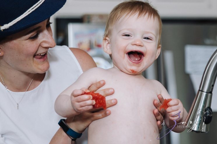 Singobooth: Funny Photoshoot for One-Year-Old by Zorz Studios (6)