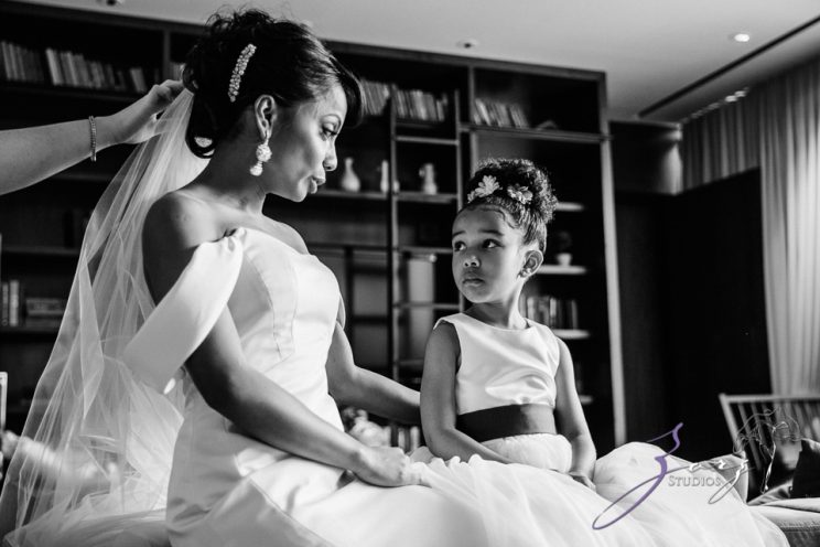 Bandana: Ana + Dana = Freaking Stylish Manhattan Wedding by Zorz Studios (92)