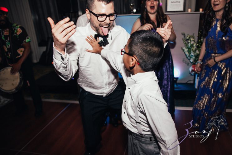 Bandana: Ana + Dana = Freaking Stylish Manhattan Wedding by Zorz Studios (13)