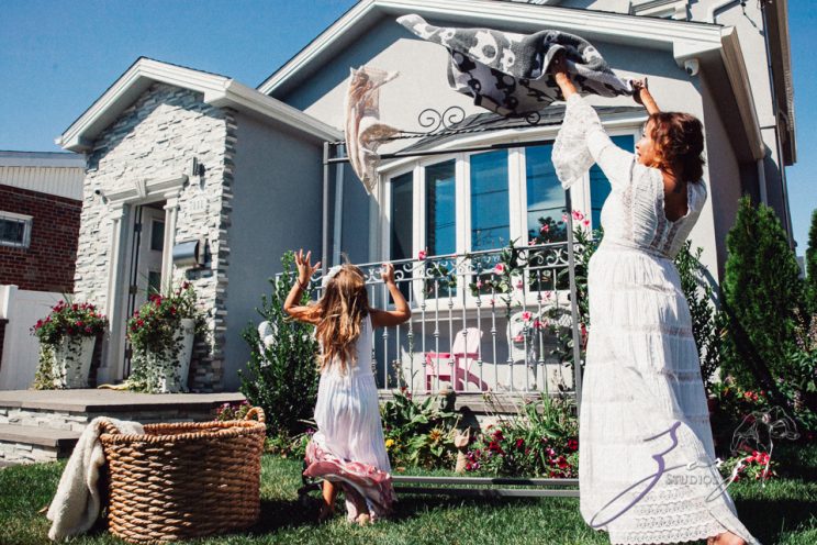 Cuatro+: Whimsical Family Maternity Session by Zorz Studios (35)