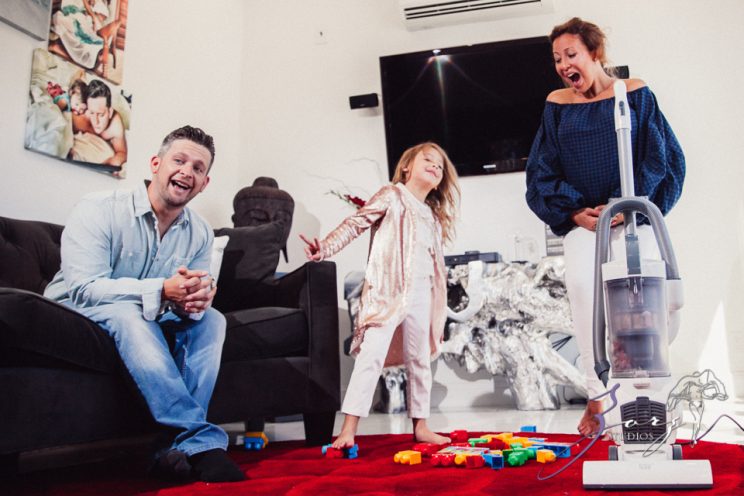 Cuatro+: Whimsical Family Maternity Session by Zorz Studios (17)