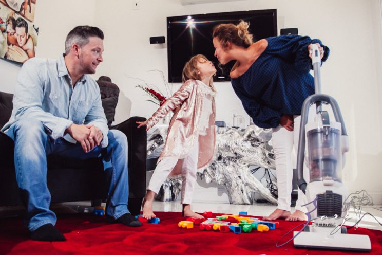 Cuatro+: Whimsical Family Maternity Session by Zorz Studios (16)