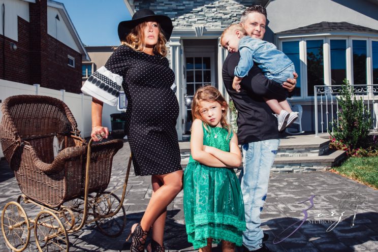 Cuatro+: Whimsical Family Maternity Session | Zorz Studios