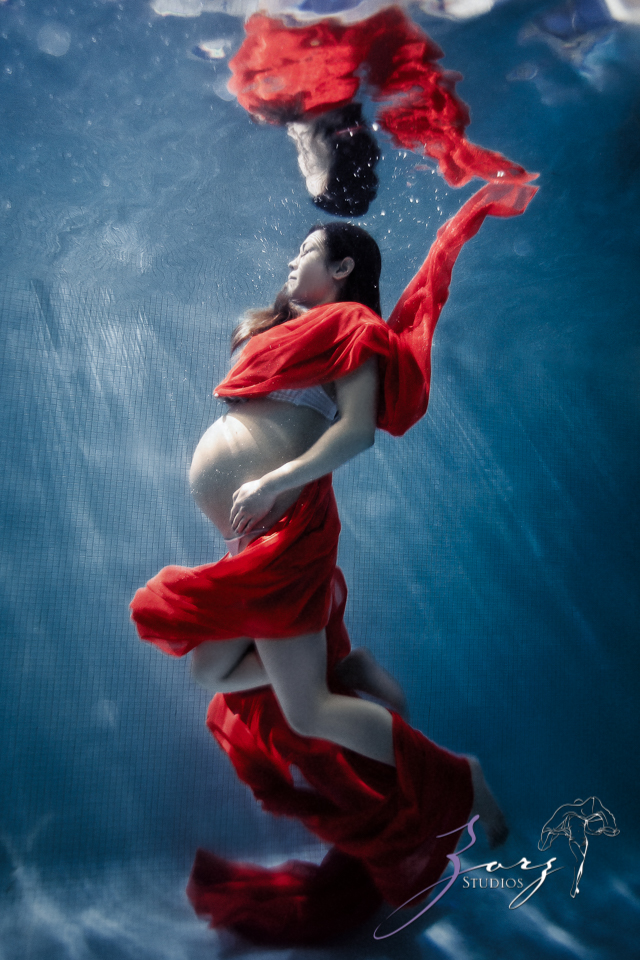 Sonar: Maternity Photos from NYC to the Ocean in One (Long) Day by Zorz Studios (9)