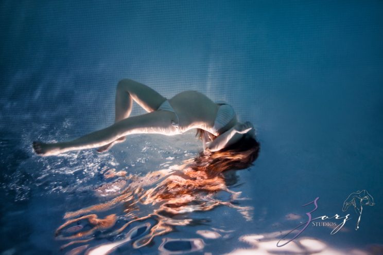 Sonar: Maternity Photos from NYC to the Ocean in One (Long) Day by Zorz Studios (7)