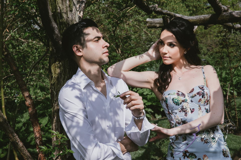 No Bounds: Ilana + Igor = Old Westbury Gardens Engagement Session by Zorz Studios (18)