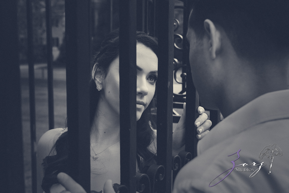 No Bounds: Ilana + Igor = Old Westbury Gardens Engagement Session by Zorz Studios (3)