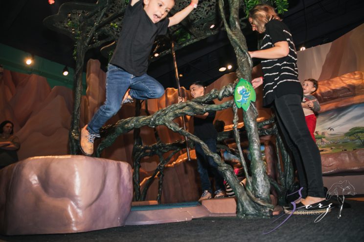 Saaeyints: Liberty Science Center Family Photography by Zorz Studios (49)