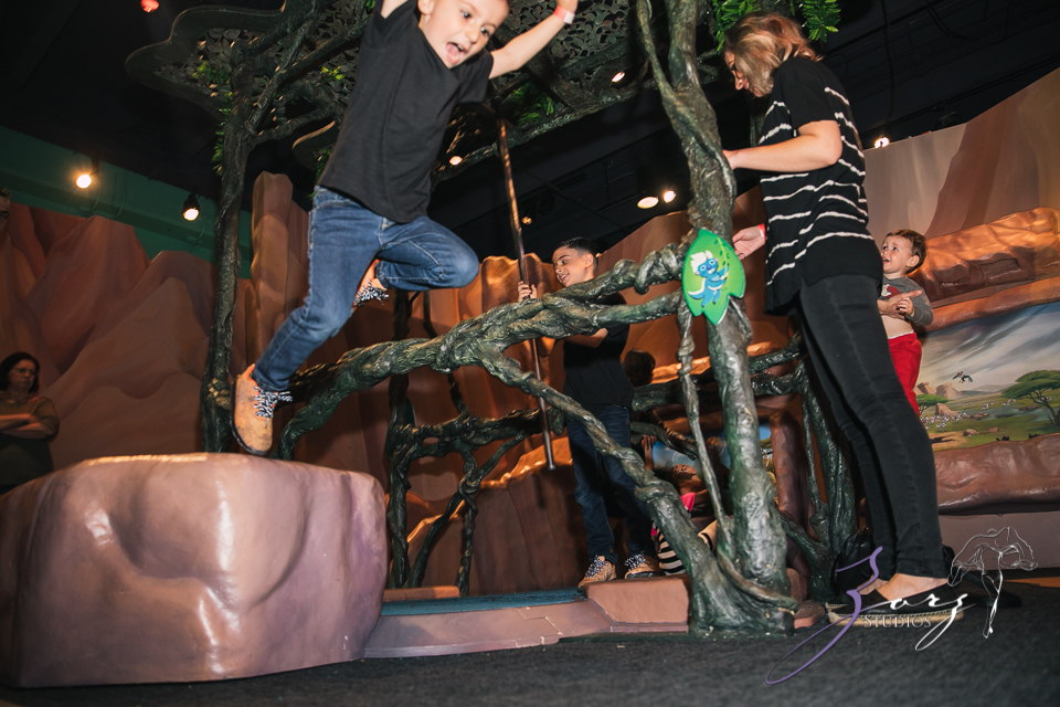 Saaeyints: Liberty Science Center Family Photography by Zorz Studios (49)