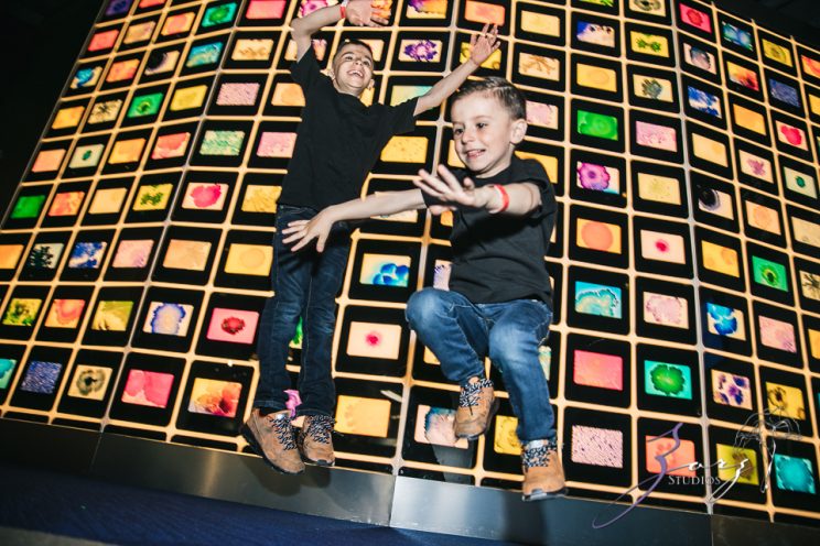 Saaeyints: Liberty Science Center Family Photography by Zorz Studios (41)
