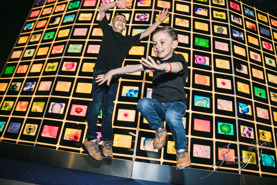 Saaeyints: Liberty Science Center Family Photography by Zorz Studios (41)