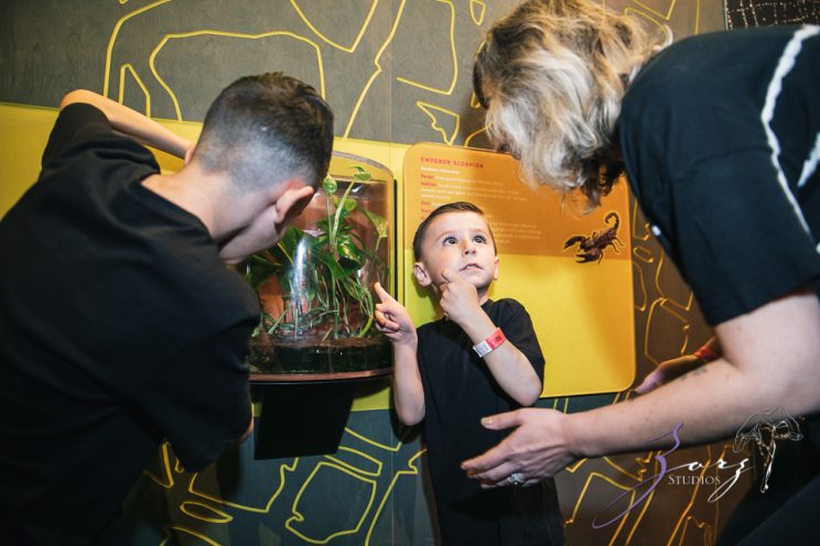 Saaeyints: Liberty Science Center Family Photography by Zorz Studios (36)
