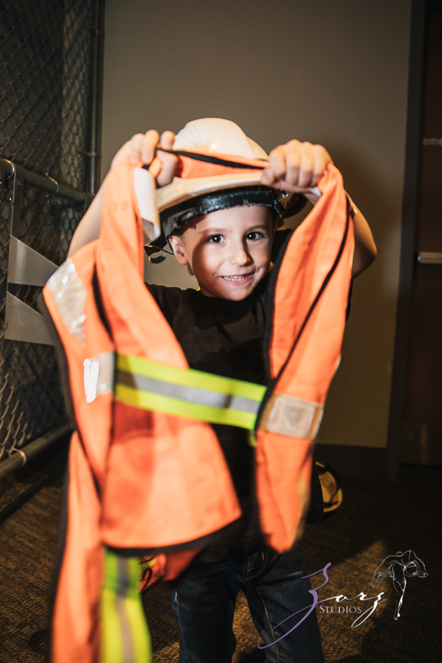 Saaeyints: Liberty Science Center Family Photography by Zorz Studios (6)