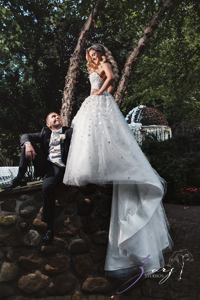 Bubbly: Karina + Alex = Crystal Plaza Wedding by Zorz Studios (32)
