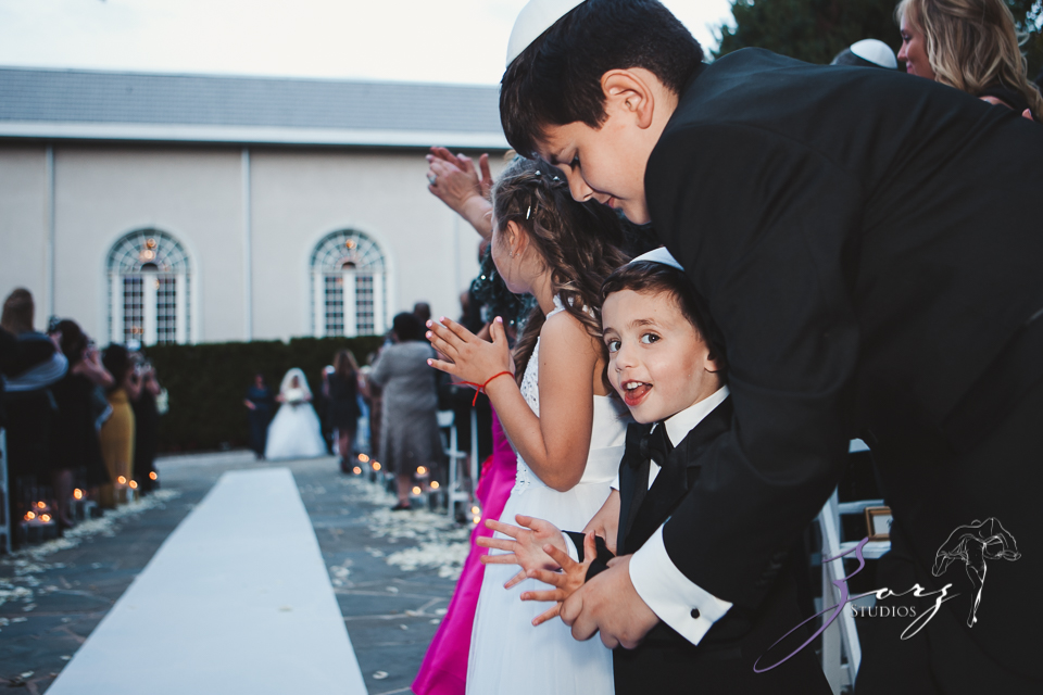 Bubbly: Karina + Alex = Crystal Plaza Wedding by Zorz Studios (27)