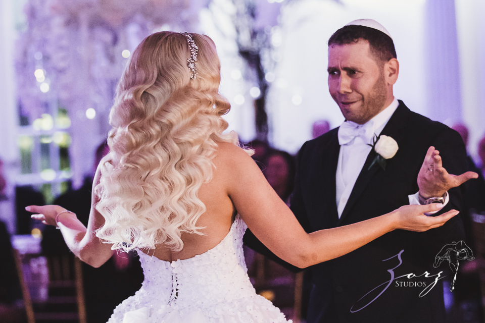 Bubbly: Karina + Alex = Crystal Plaza Wedding by Zorz Studios (14)