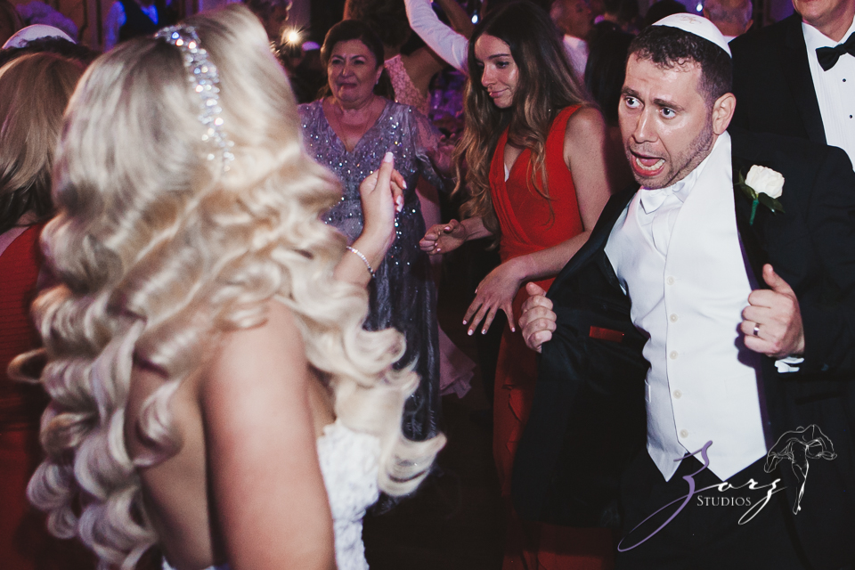 Bubbly: Karina + Alex = Crystal Plaza Wedding by Zorz Studios (5)