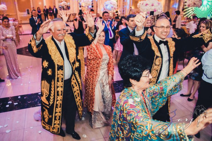 Starlets: Ilana + Igor = Posh Bukharian Jewish Wedding by Zorz Studios (12)