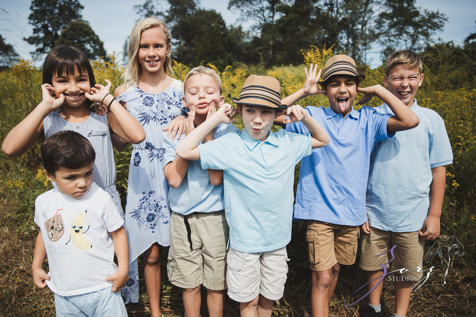 Field Trap: Sunflower Field Photoshoot for Three Families by Zorz Studios (54)