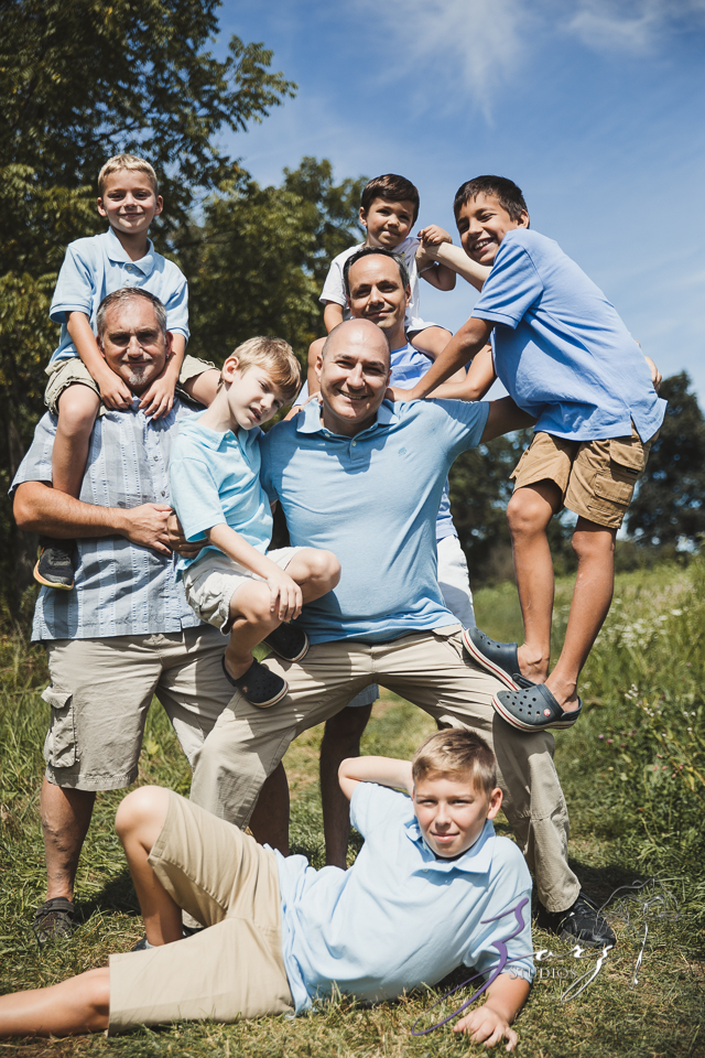 Field Trap: Sunflower Field Photoshoot for Three Families | Zorz Studios