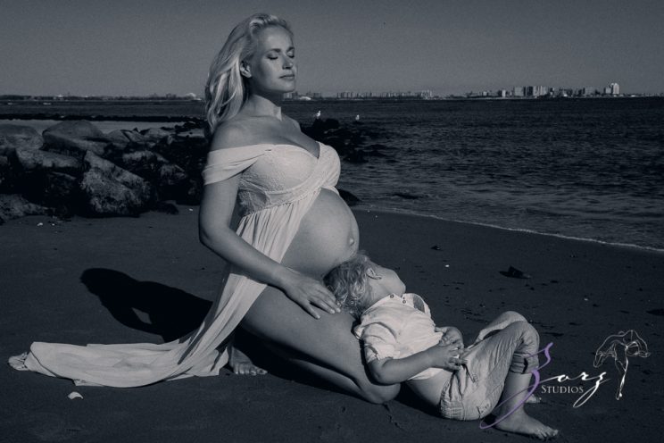 Catchup: Last-Minute Maternity Photoshoot | Zorz Studios