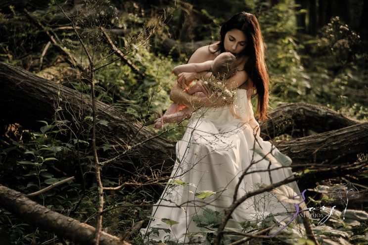Veyear: Our Baby Girl First Birthday Photoshoot in Poconos | Zorz Studios