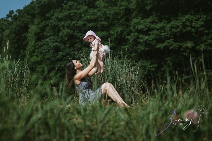 Veyear: Our Baby Girl First Birthday Photoshoot in Poconos | Zorz Studios